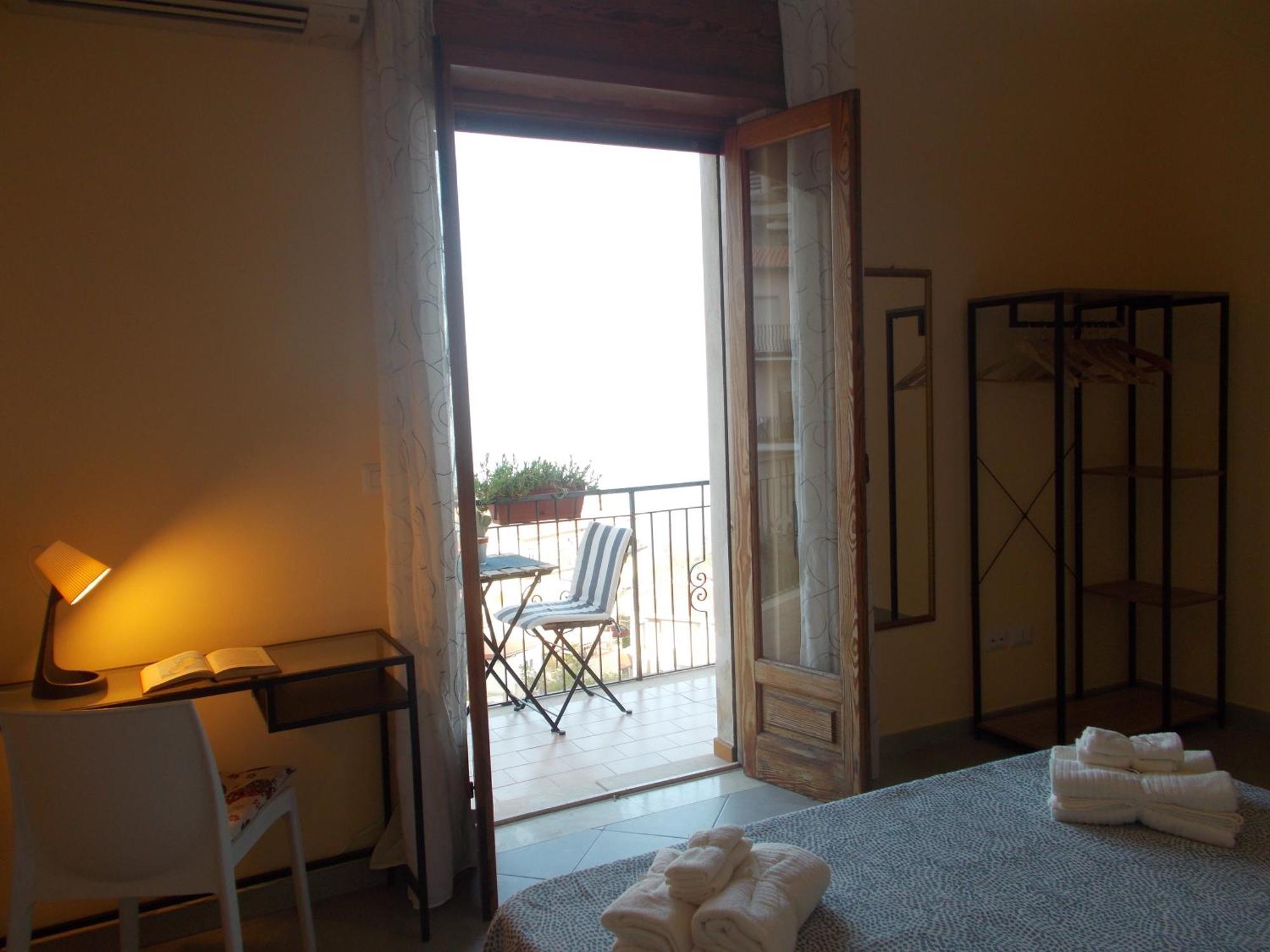 Il Melograno Apartment Таормина Экстерьер фото